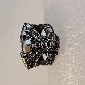KNUCKLEHEAD & SKULL Stainless Steel Size 13 Silvertone Ring
